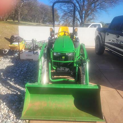 Image of John Deere 2025R equipment image 3