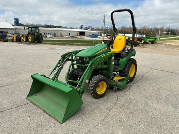 Image of John Deere 2025R equipment image 2