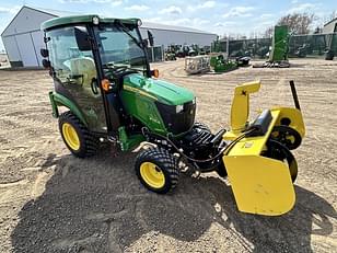 Main image John Deere 2025R 4