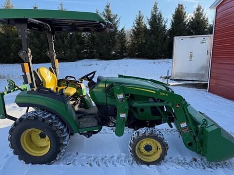 Image of John Deere 2032R Primary image