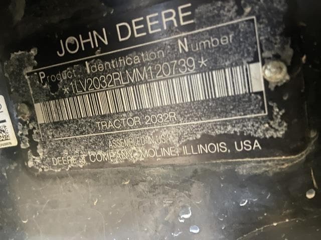 Image of John Deere 2032R equipment image 4