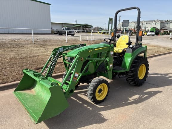 Image of John Deere 2032R Primary image