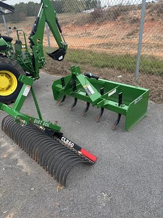 Image of John Deere 2032R equipment image 4