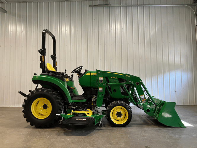 Image of John Deere 2032R Primary Image