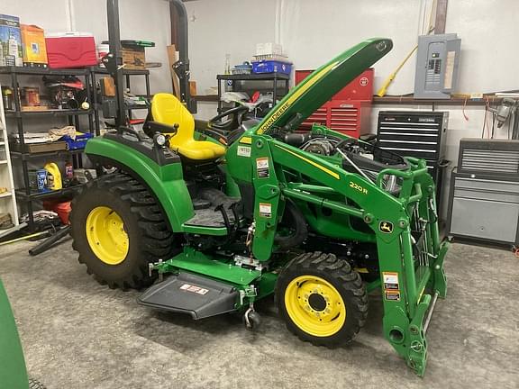 Image of John Deere 2032R Primary image