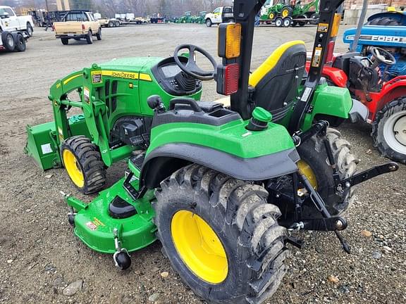 Image of John Deere 2038R equipment image 2