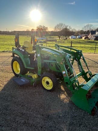 Image of John Deere 2038R equipment image 2