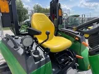 Image of John Deere 2038R equipment image 3