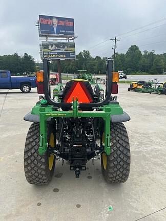 Image of John Deere 2038R equipment image 4