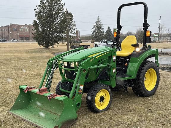 Image of John Deere 2038R equipment image 2