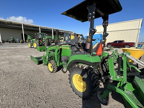 Image of John Deere 2038R equipment image 2