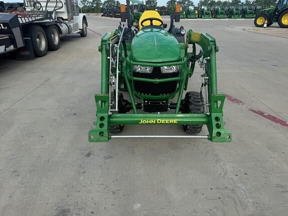 Image of John Deere 2038R equipment image 3