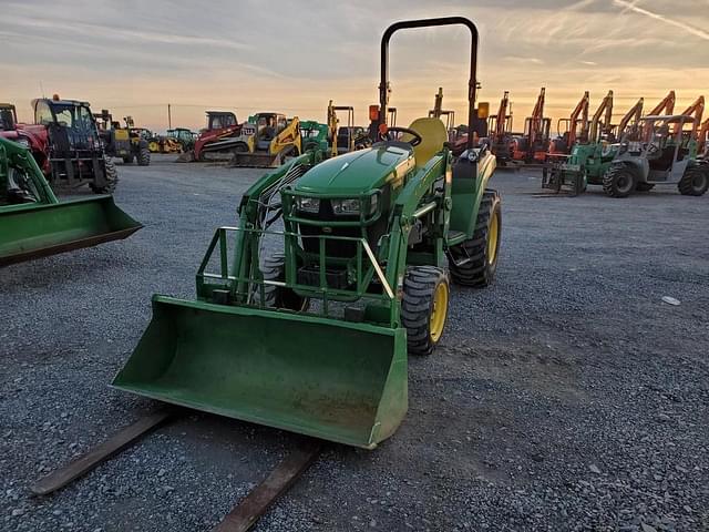 Image of John Deere 2038R equipment image 1