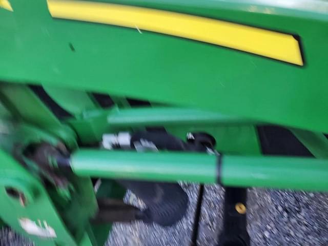 Image of John Deere 2038R equipment image 4