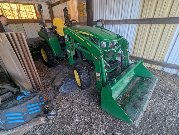 Image of John Deere 2038R equipment image 2