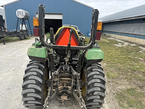 Image of John Deere 2038R equipment image 3