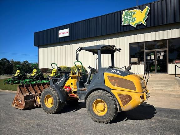 Image of John Deere 204L equipment image 1