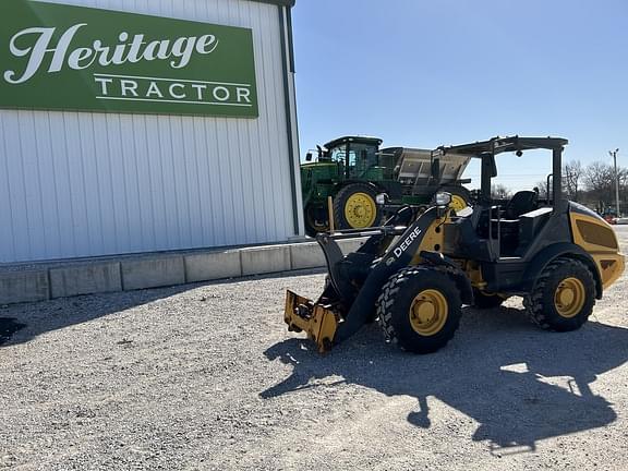 Image of John Deere 204L equipment image 2