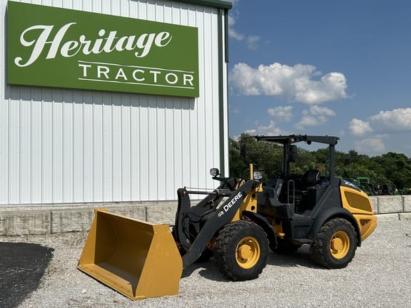 Main image John Deere 204L