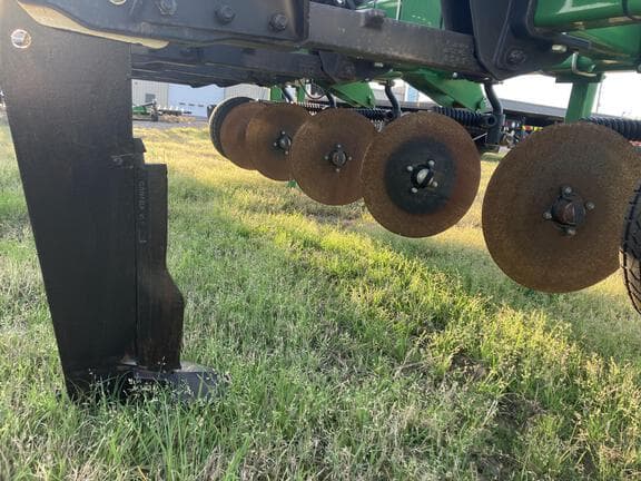 Image of John Deere 2100 equipment image 1