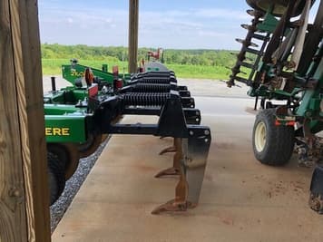 Main image John Deere 2100