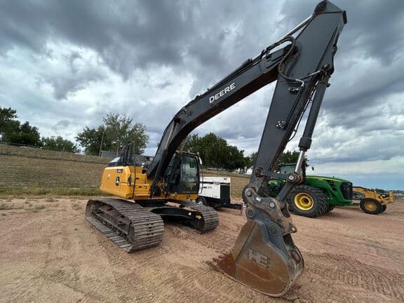 Image of John Deere 210GLC Primary image
