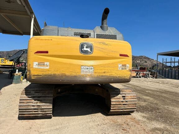 Image of John Deere 210GLC equipment image 2