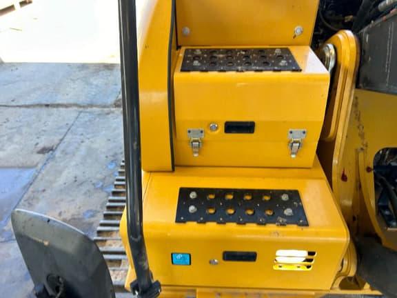 Image of John Deere 210GLC equipment image 4