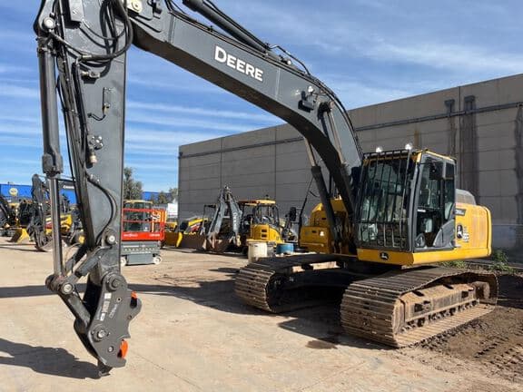 Image of John Deere 210GLC Primary image