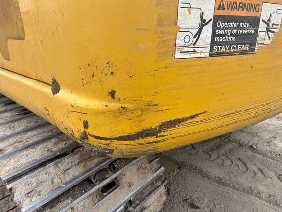 Image of John Deere 210GLC equipment image 2