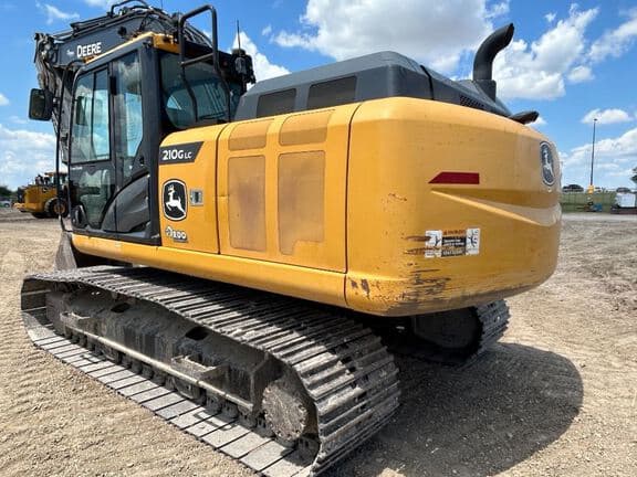 Image of John Deere 210GLC equipment image 1