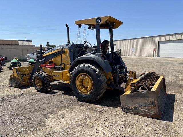 Image of John Deere 210L EP equipment image 3