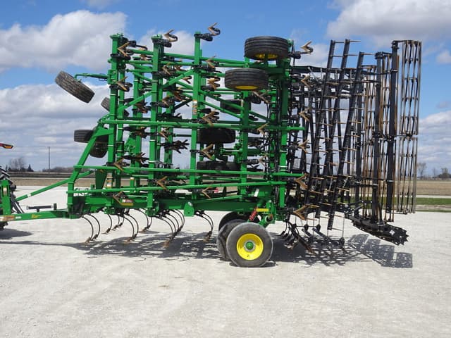 Image of John Deere 2230LL equipment image 2