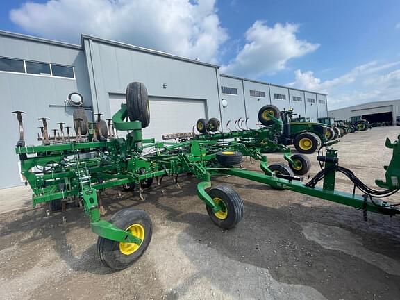 Image of John Deere 2230FH equipment image 1