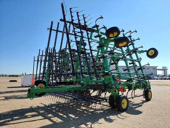 Image of John Deere 2230FH equipment image 4