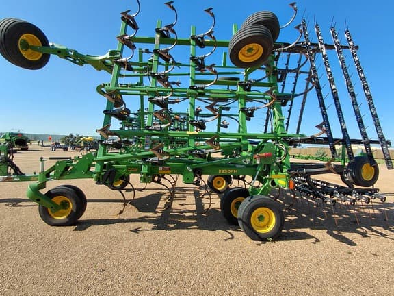 Image of John Deere 2230FH equipment image 1