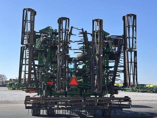 Image of John Deere 2230LL equipment image 4