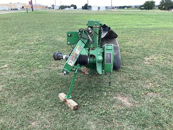 Image of John Deere R240 equipment image 4