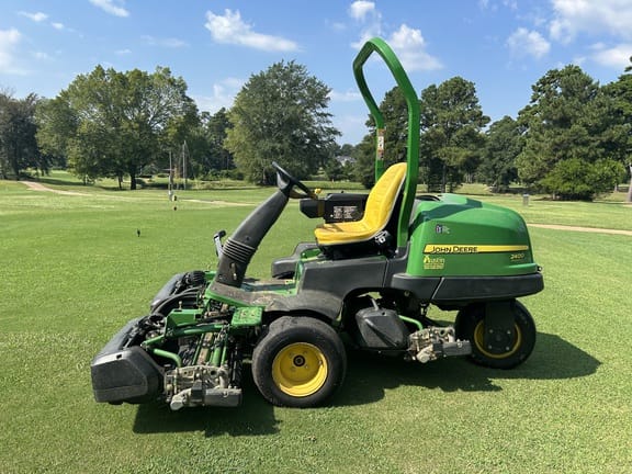 2021 John Deere 2400 Equipment Image0