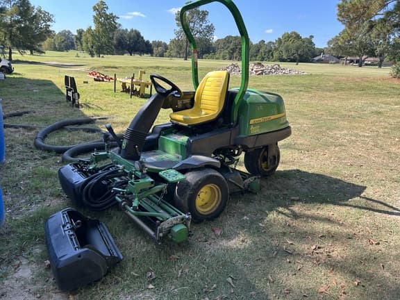 Image of John Deere 2400 Primary image