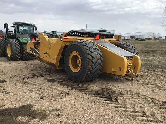 Image of John Deere 2412DE equipment image 3