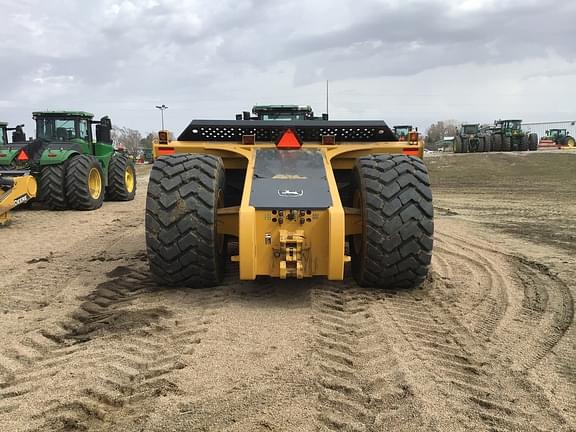 Image of John Deere 2412DE equipment image 2