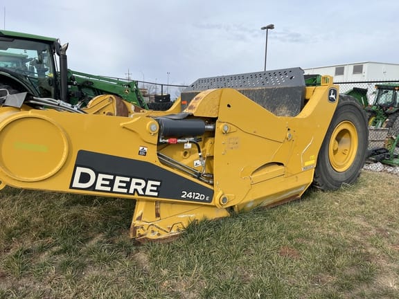 2021 John Deere 2412DE Equipment Image0