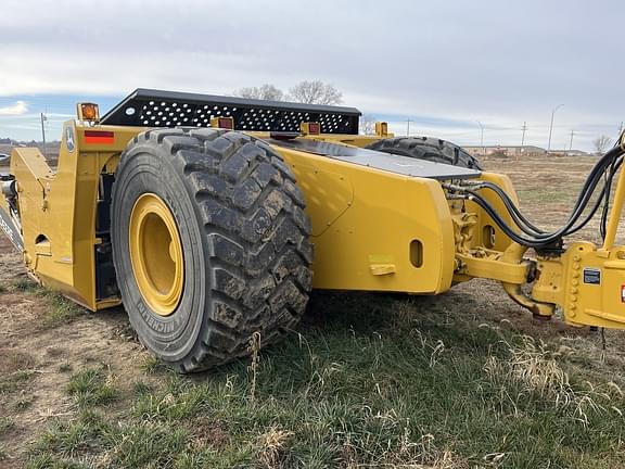 Image of John Deere 2412DE equipment image 2