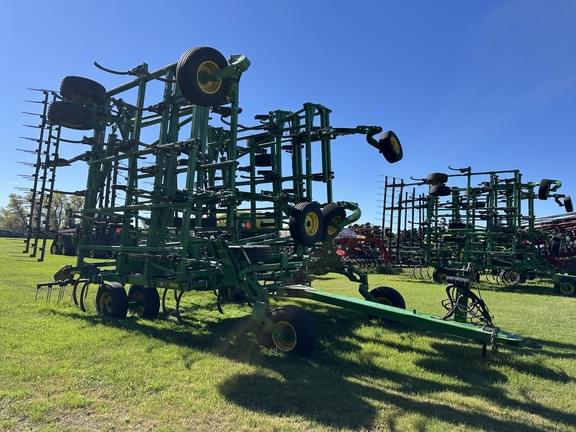 Image of John Deere 2430 equipment image 2