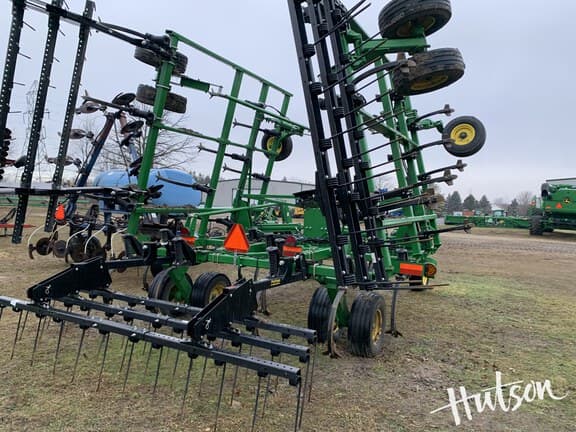 Image of John Deere 2430 equipment image 2