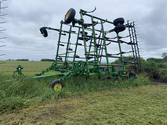 Image of John Deere 2430 Primary image
