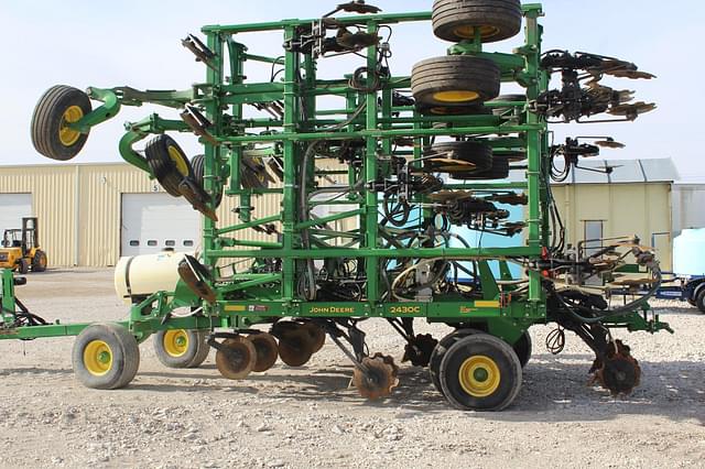 Image of John Deere 2430C equipment image 3