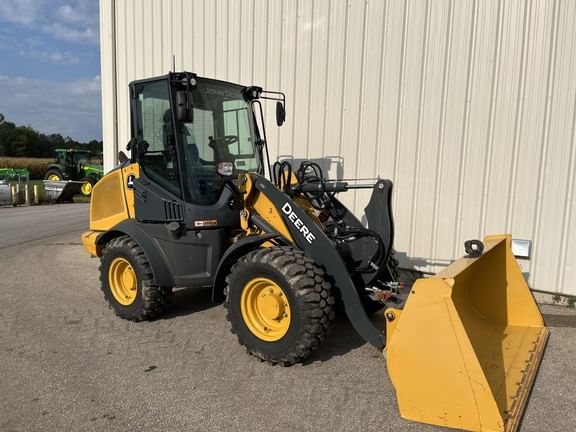 Main image John Deere 244L