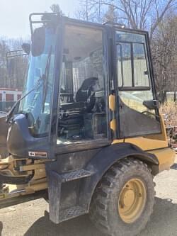 Image of John Deere 244L equipment image 2
